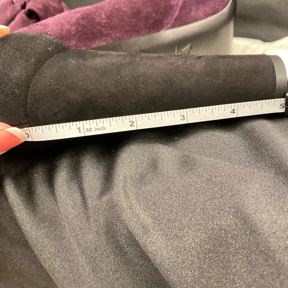 Louis Vuitton Heels - Picture 7 of 8